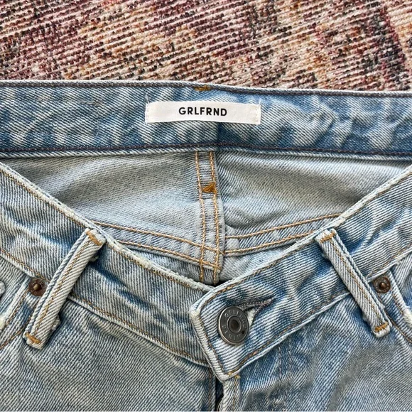 GRLFRND V Dip Waist Jean, 25 - Picture 5 of 7